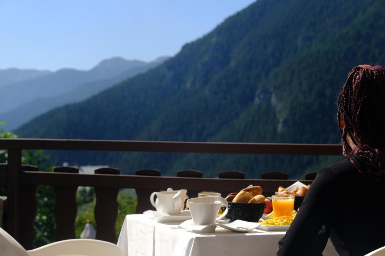 Hotel Le Chalet D'Auron Restaurant Et Spa Exterior photo