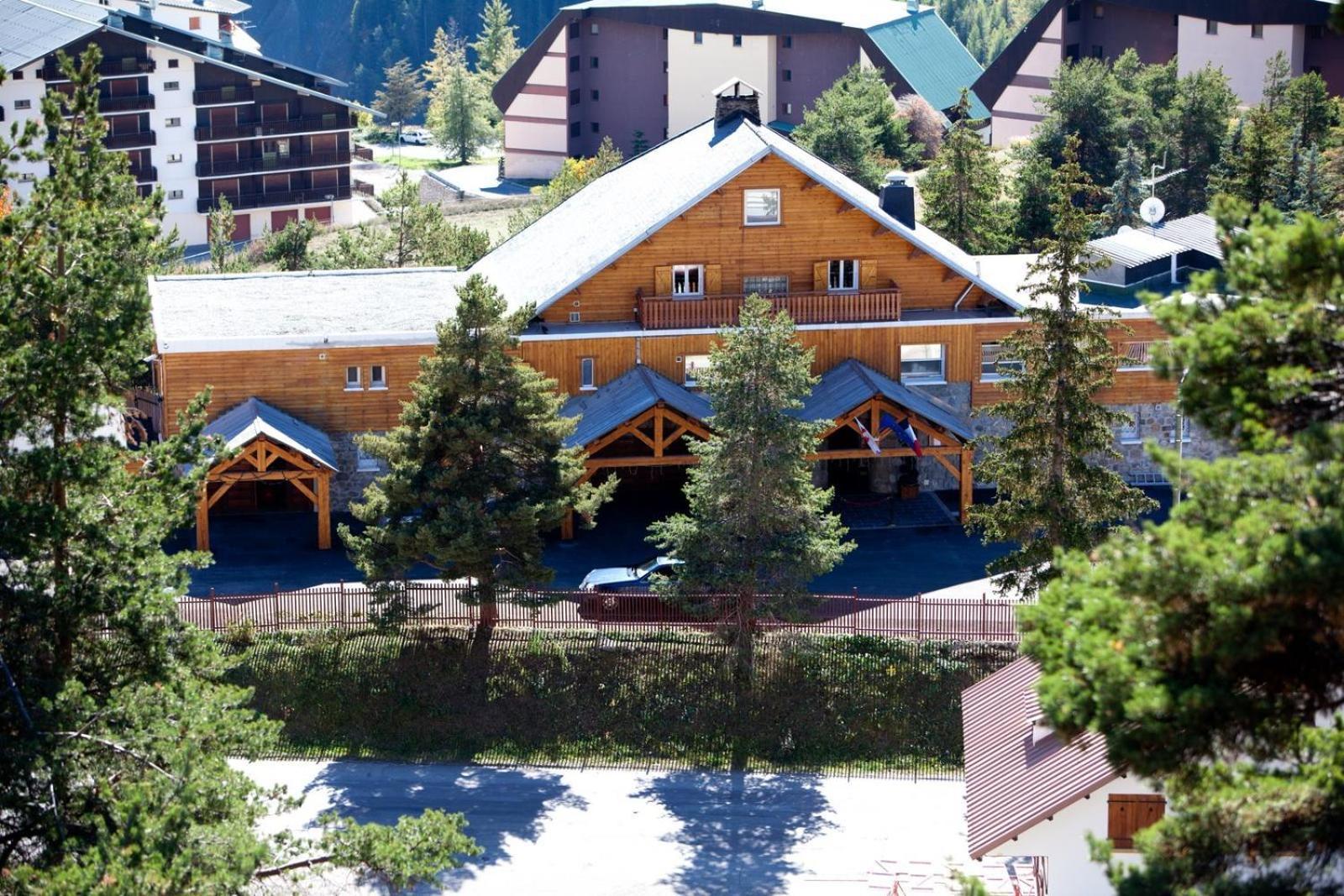 Hotel Le Chalet D'Auron Restaurant Et Spa Exterior photo